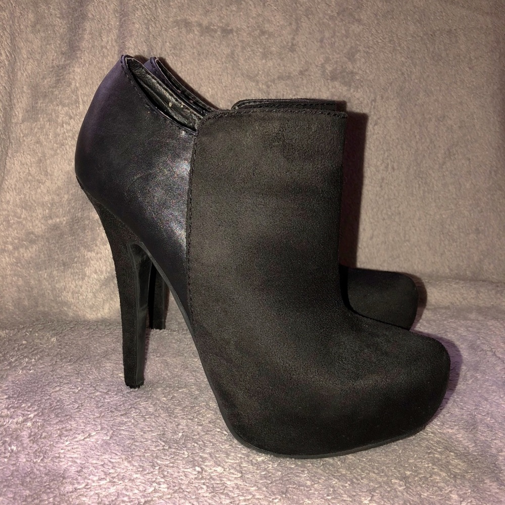 Black ankle boots